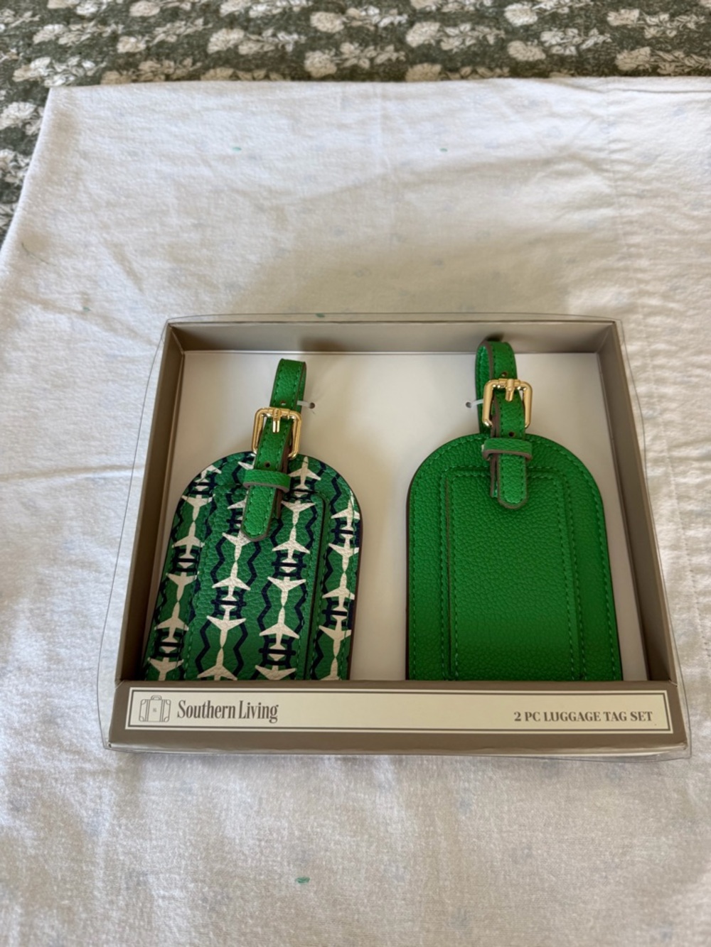 Southern Living Green Patterned and Solid Luggage Tag Set